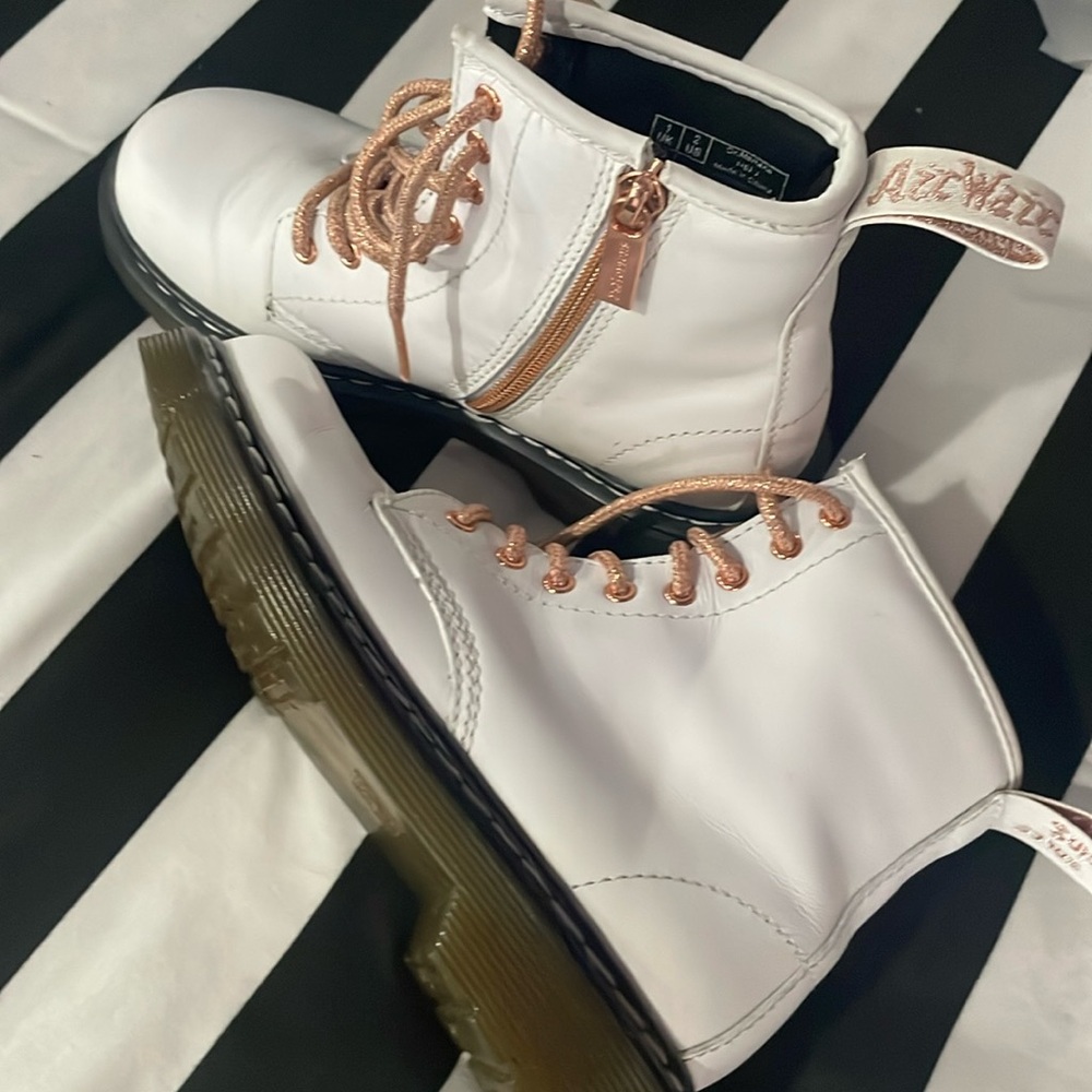 Dr. martens
